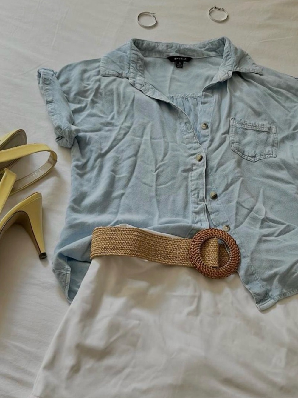 Light Blue Women's Button-Up Shirt - Casual Collared Top